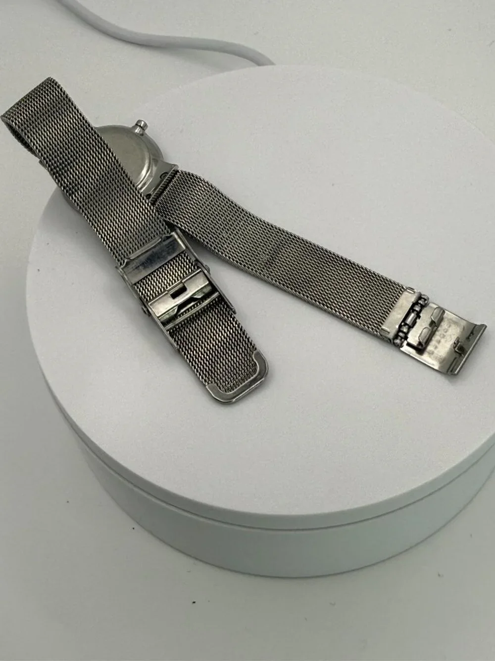 Skagen Denmark 355SGSC Women's Two Tone Quartz Watch Date Mesh Band Runs Great